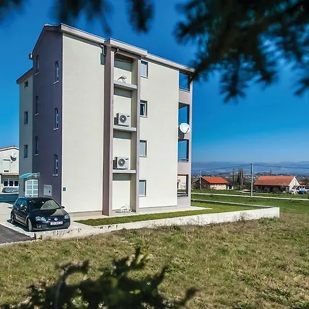 Apartman Stipe Brnaze